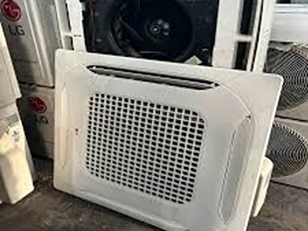 Thợ sửa máy lạnh rỉ nước tại Dĩ An xử lý triệt để, sạch sẽ